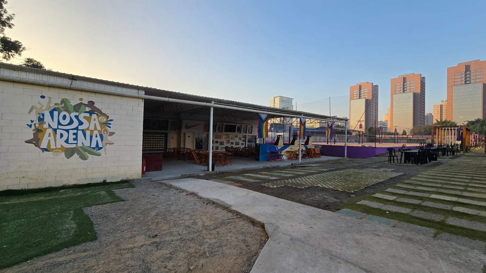 Área de convivência da Nossa Arena em São Paulo.